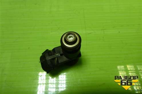 Форсунка инжекторная электрическая (04E906031H) для Volkswagen Polo (седан) с 2010г (Поло)