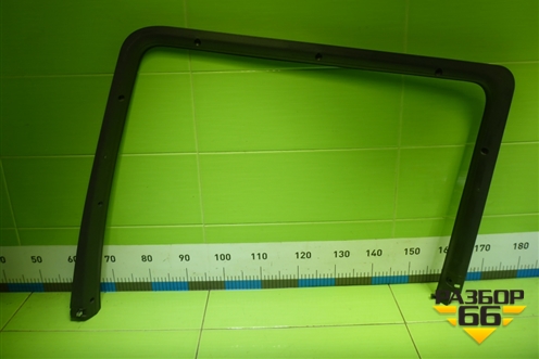 Накладка двери правой  (на рамку) (712W626300256) для Sitrak C7H (С7Н)