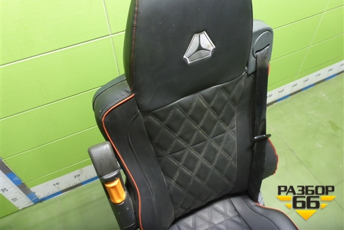 Сиденье левое для Sitrak C7H (С7Н)