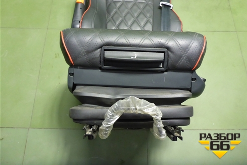 Сиденье левое для Sitrak C7H (С7Н)