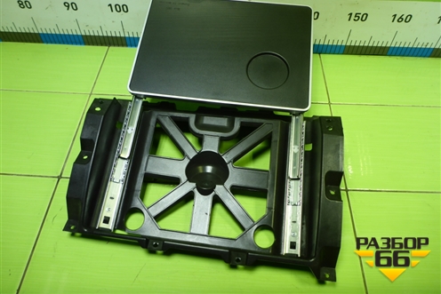 Столик (812W61701501010) для Sitrak C7H (С7Н)