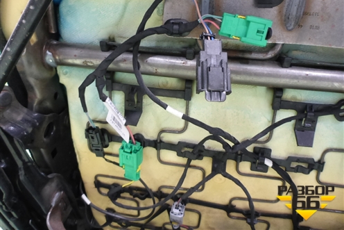 Сиденье переднее левое с AIR BAG (с обогревом) для Nissan Terrano с 2014г (Терано)