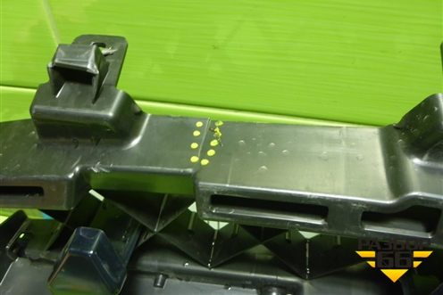 Кронштейн решетки радиатора (5311448130) для Lexus RX 350 с 2022г (РХ)