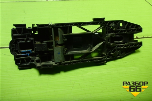 Ручка наружная двери задней левой (5N0839885H) для Volkswagen Polo (седан) с 2010г (Поло)