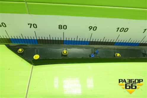 Молдинг лобового стекла правый (86260Q5100) для Kia Seltos с 2019-2025г (Селтос)