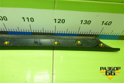 Молдинг лобового стекла правый (86260Q5100) для Kia Seltos с 2019-2025г (Селтос)