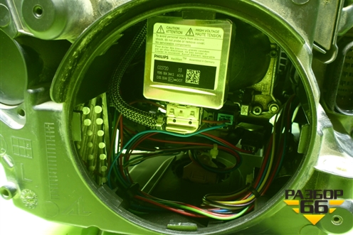 Фара левая (до 2017г ксенон с блоком и лампой AFS) (5E1941015B) для Skoda Octavia (A7) с 2013г (Октавия)