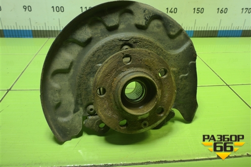 Кулак поворотный передний левый для Volkswagen Polo (седан) с 2010г (Поло)