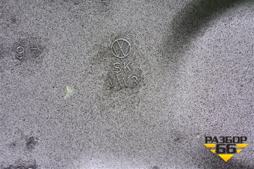 Дверь задняя левая (760833051B) для Volkswagen Touareg с 2018г (Туарег)