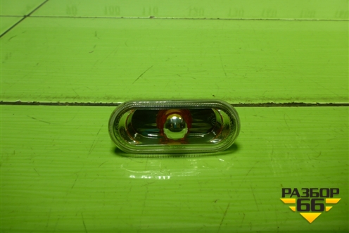 Повторитель на крыло (7E0949117B) для Volkswagen Polo (седан) с 2010г (Поло)