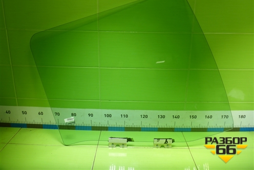 Стекло двери правой (712W626450036) для Sitrak C7H (С7Н)