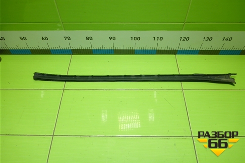 Молдинг лобового стекла левый (51317463527) для BMW X5 G05 с 2018г (Х5 Г05)