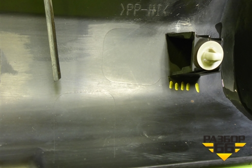 Накладка двери задней левой (KD5351RD1) для Mazda CX 5 с 2012-2016г (СХ5)