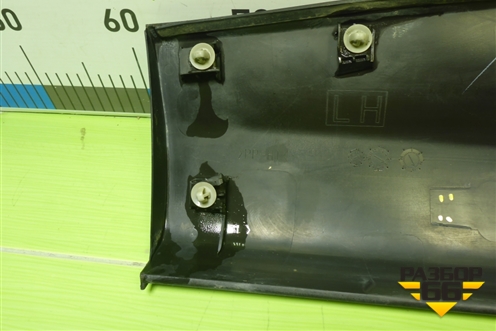 Накладка двери задней левой (KD5351RD1) для Mazda CX 5 с 2012-2016г (СХ5)