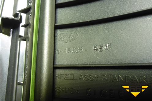 Рамка магнитолы (BM5118835AEW) для Ford Focus 3 с 2011г (Фокус)