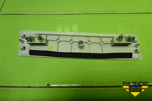 Обшивка стойки задняя верхняя левая (хетчбэк) (BM51A31113AC) для Ford Focus 3 с 2011г (Фокус)