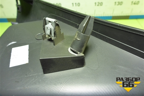 Обшивка стойки задняя нижняя левая (хетчбэк) (BM51A31017) для Ford Focus 3 с 2011г (Фокус)