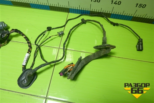 Моторчик стеклоподъёмника задний левый (5N0959703F) для Volkswagen Tiguan с 2011-2016г (Тигуан)