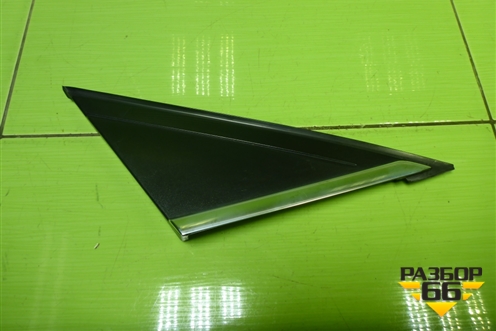 Накладка переднего крыла правого уголок (BH51A16004) для Ford Focus 3 с 2011г (Фокус)