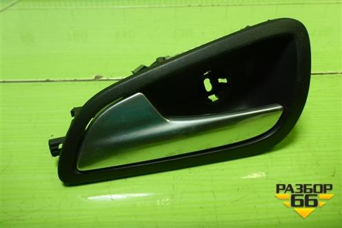 Ручка внутренняя двери передней левой (AM51U22601CDW) для Ford Focus 3 с 2011г (Фокус)
