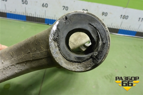 Рычаг передний левый нижний (7P0407151E) для Volkswagen Touareg с 2010-2018г (Туарег)