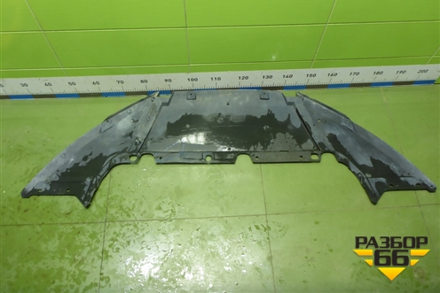 Пыльник переднего бампера центральный (BM51A8B384CD) для Ford Focus 3 с 2011г (Фокус)
