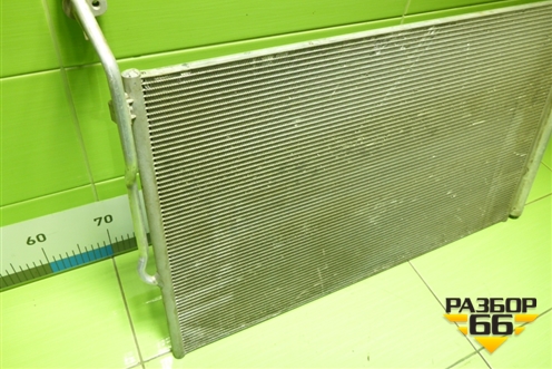 Радиатор кондиционера (7P0820411A) для Volkswagen Touareg с 2010-2018г (Туарег)