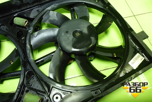 Вентилятор охлаждения радиатора (13220116) для Opel Insignia с 2008-2017г (Инсигниа)