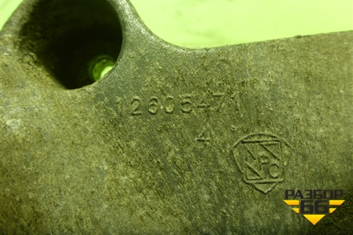 Кронштейн компрессора кондиционера (12605471) для Opel Insignia с 2008-2017г (Инсигниа)