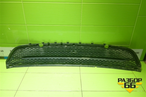 Решетка в передний бампер центральная (J8A217H750AA) для Land Rover Range Rover Velar с 2017г (Велар)