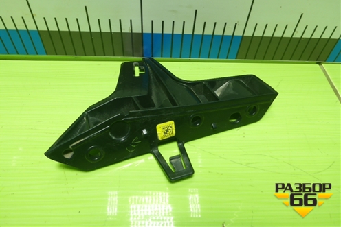 Кронштейн переднего бампера правый (J8A216F072AB) для Land Rover Range Rover Velar с 2017г (Велар)