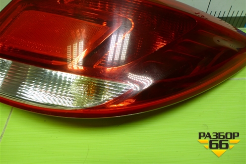 Фонарь задний наружный правый (до 2014г) (1222188) для Opel Insignia с 2008-2017г (Инсигниа)