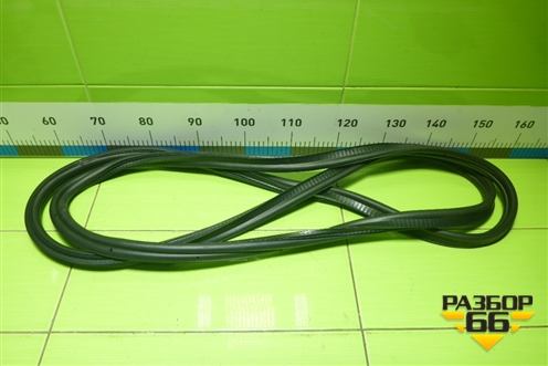 Уплотнитель багажника (LR147402) для Land Rover Range Rover 4 с 2013-2022г (Вог)