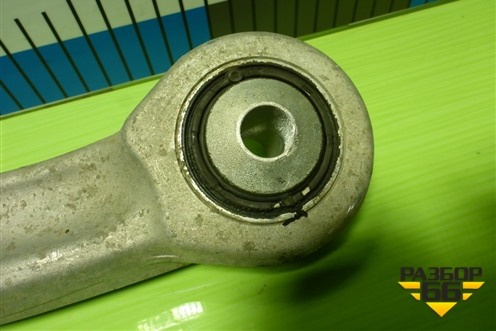 Рычаг задний верхний правый (4M0505372) для Audi Q7 c 2015г (Ку 7)