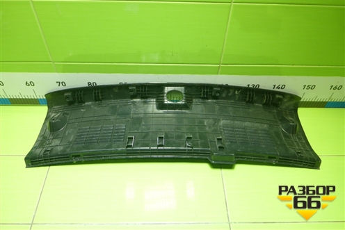 Обшивка багажника на заднюю панель (85770H0000) для Kia Rio с 2017г (Рио 4)