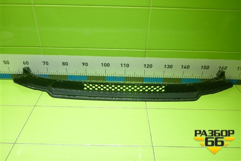 Решетка в передний бампер центральная (после 2020г) (86561H5500) для Hyundai Solaris с 2017г (Солярис)