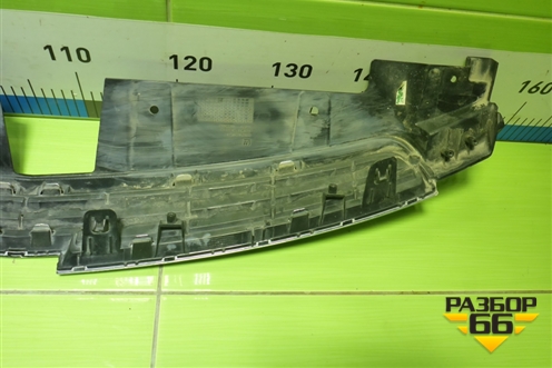 Решетка радиатора (верхняя часть) (95931767) для Chevrolet Cruze c 2009-2015г (Круз)