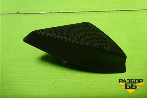 Накладка двери передней правой уголок для Opel Insignia с 2008-2017г (Инсигниа)