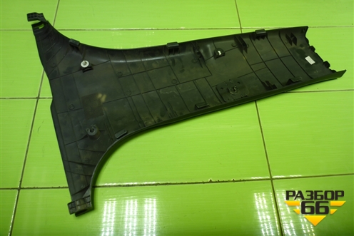 Обшивка стойки центральная нижняя левая (858351R000) для Hyundai Solaris с 2010-2016г (Солярис)
