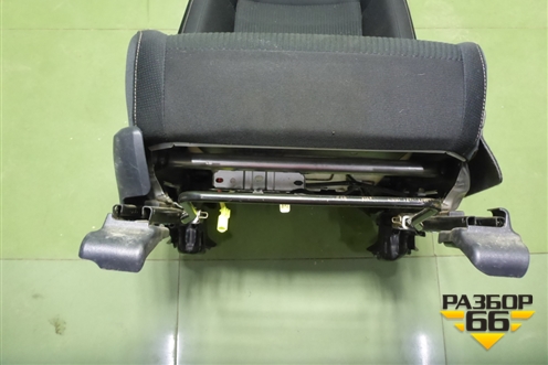 Сиденья комплект (AIR BAG подогрев) для Toyota Rav-4 с 2012-2019г (Рав 4)