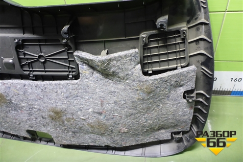 Обшивка двери багажника (6775042051) для Toyota Rav-4 с 2012-2019г (Рав 4)