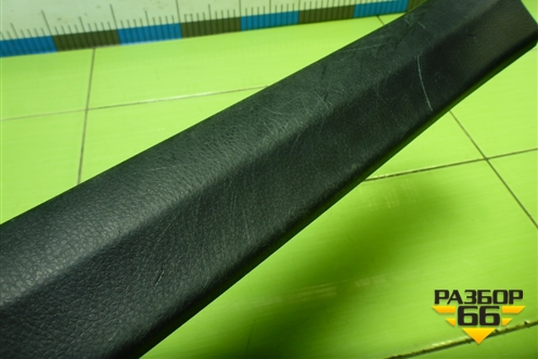 Накладка порога внутренняя переднего правого (6791342110) для Toyota Rav-4 с 2012-2019г (Рав 4)