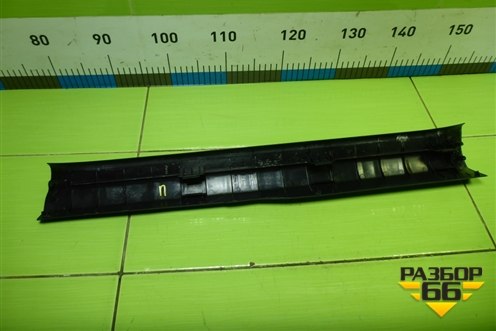 Накладка порога внутренняя переднего правого (6791342110) для Toyota Rav-4 с 2012-2019г (Рав 4)