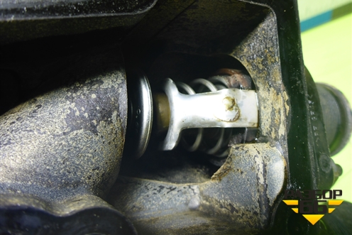 Корпус термостата (2.0л 10LH5F) (9687927980) для Citroen C5 с 2008г (С5)