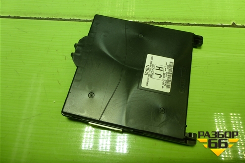 Блок комфорта (8922142121) для Toyota Rav-4 с 2012-2019г (Рав 4)