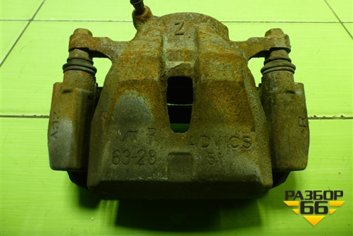 Суппорт передний правый для Toyota Rav-4 с 2012-2019г (Рав 4)