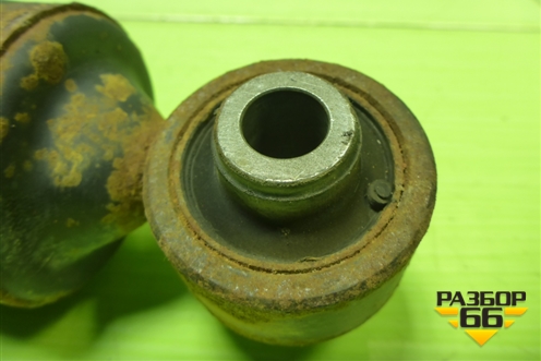 Амортизатор задний (4853142400) для Toyota Rav-4 с 2012-2019г (Рав 4)