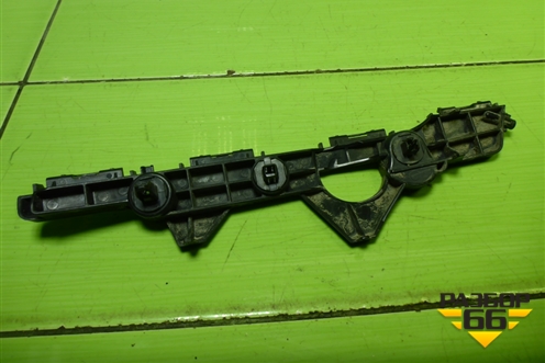 Кронштейн заднего бампера левый (5215642010) для Toyota Rav-4 с 2012-2019г (Рав 4)