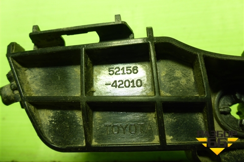 Кронштейн заднего бампера левый (5215642010) для Toyota Rav-4 с 2012-2019г (Рав 4)