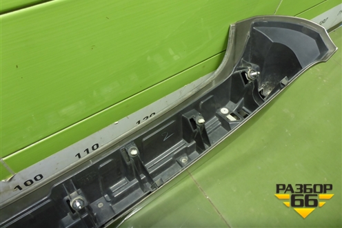 Спойлер на дверь багажника (7608542130) для Toyota Rav-4 с 2012-2019г (Рав 4)